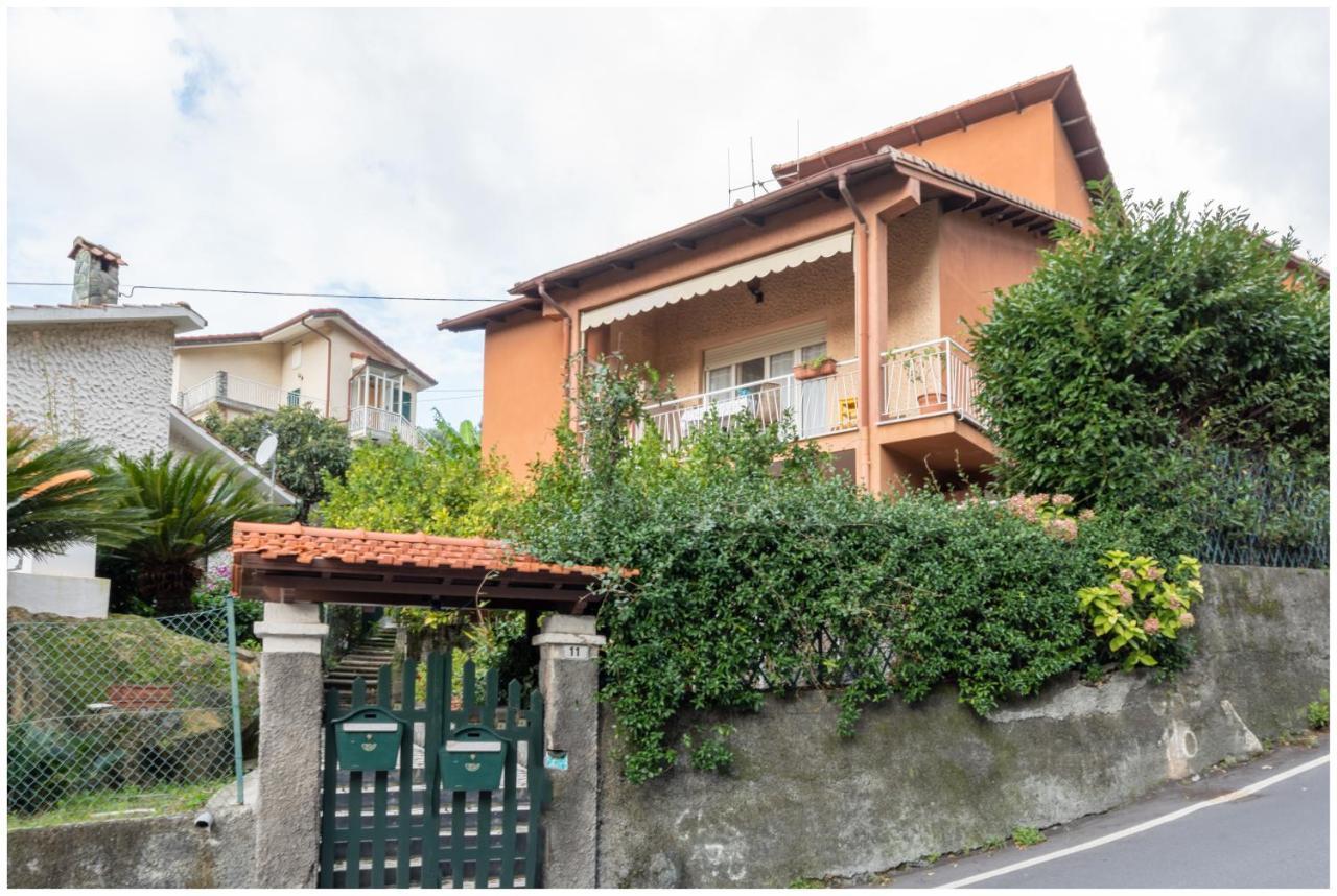 Villa Silvia, Indipendente Con Giardino Privato E Garage Varazze Bagian luar foto